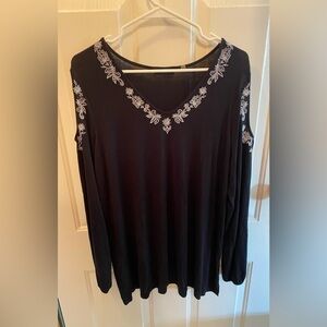 Verve Ami Black Blouse with White Embroidery